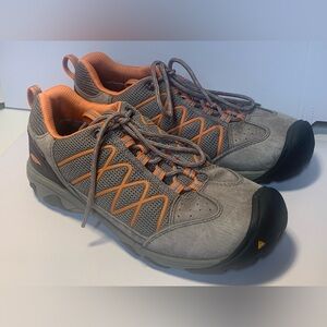 Keen Hiking Shoe - Women’s 7.5